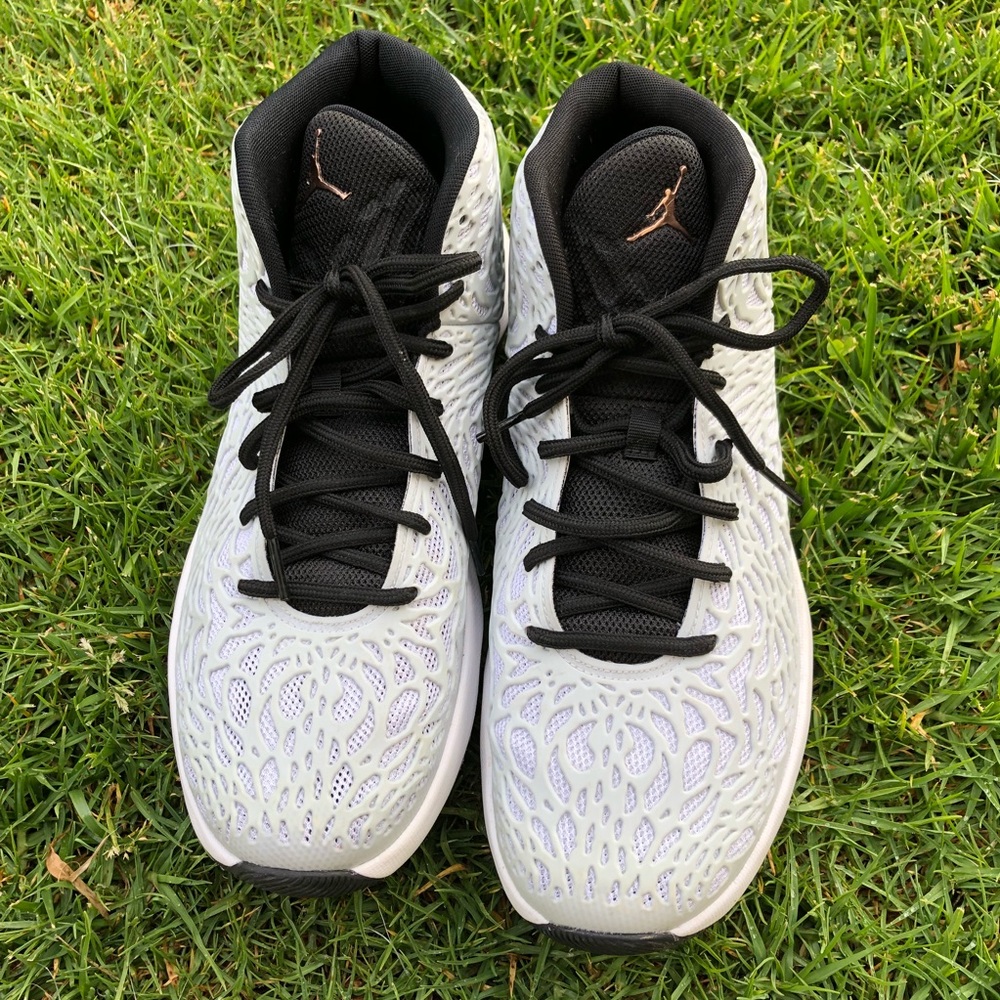 ❌SOLD❌MENS JORDANS ULTRAFLY JIMMY BUTLER - Picture 3 of 8